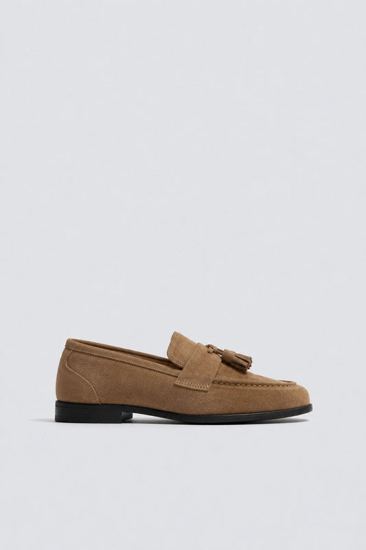 100% Suede Shoes with Tassels