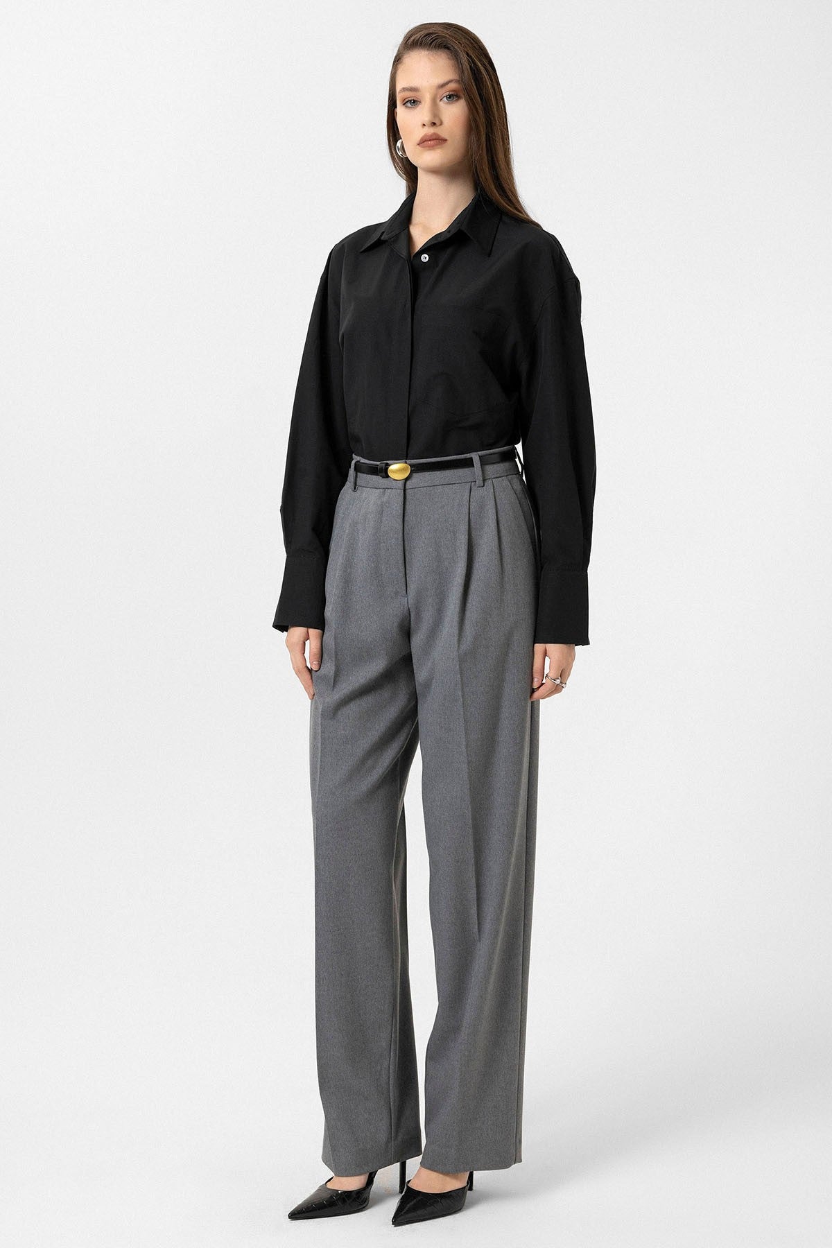 Antioch Women's Basic Poplin Shirt