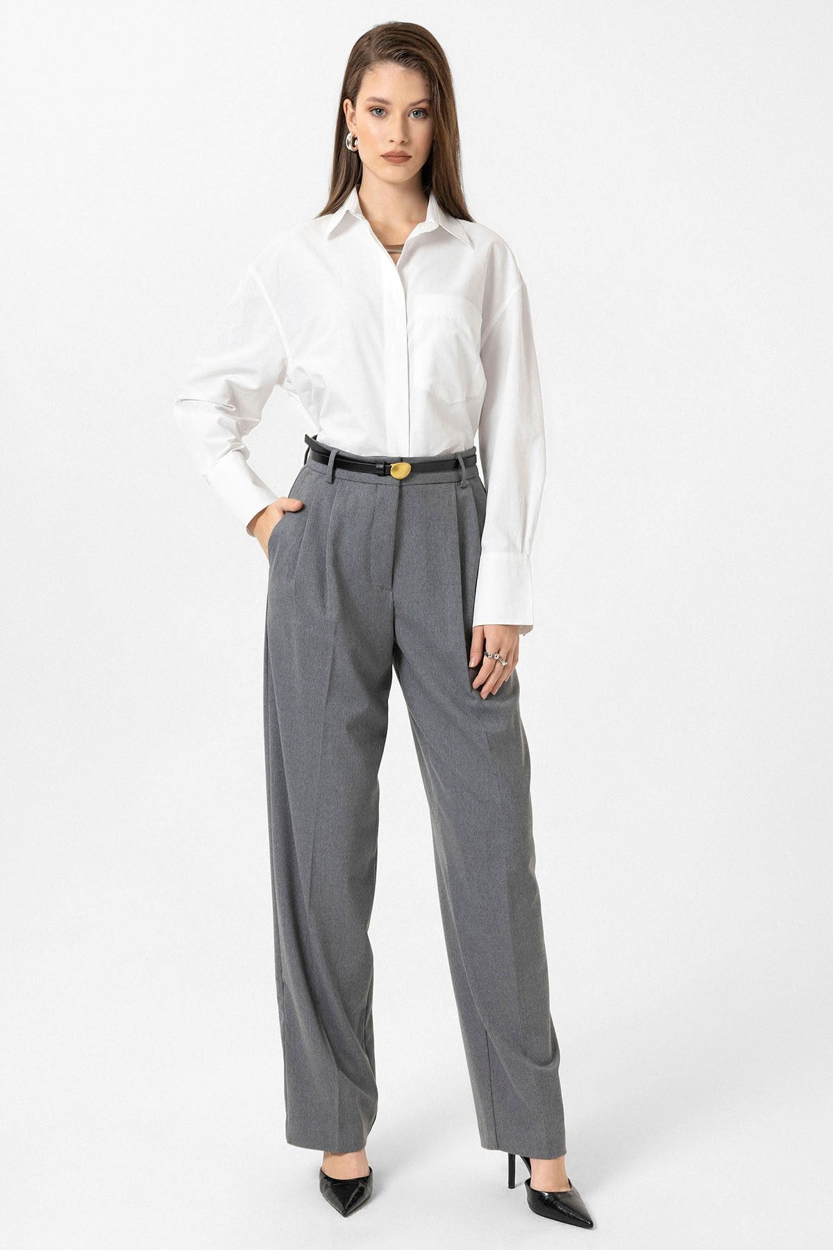 Antioch Women's Basic Poplin Shirt