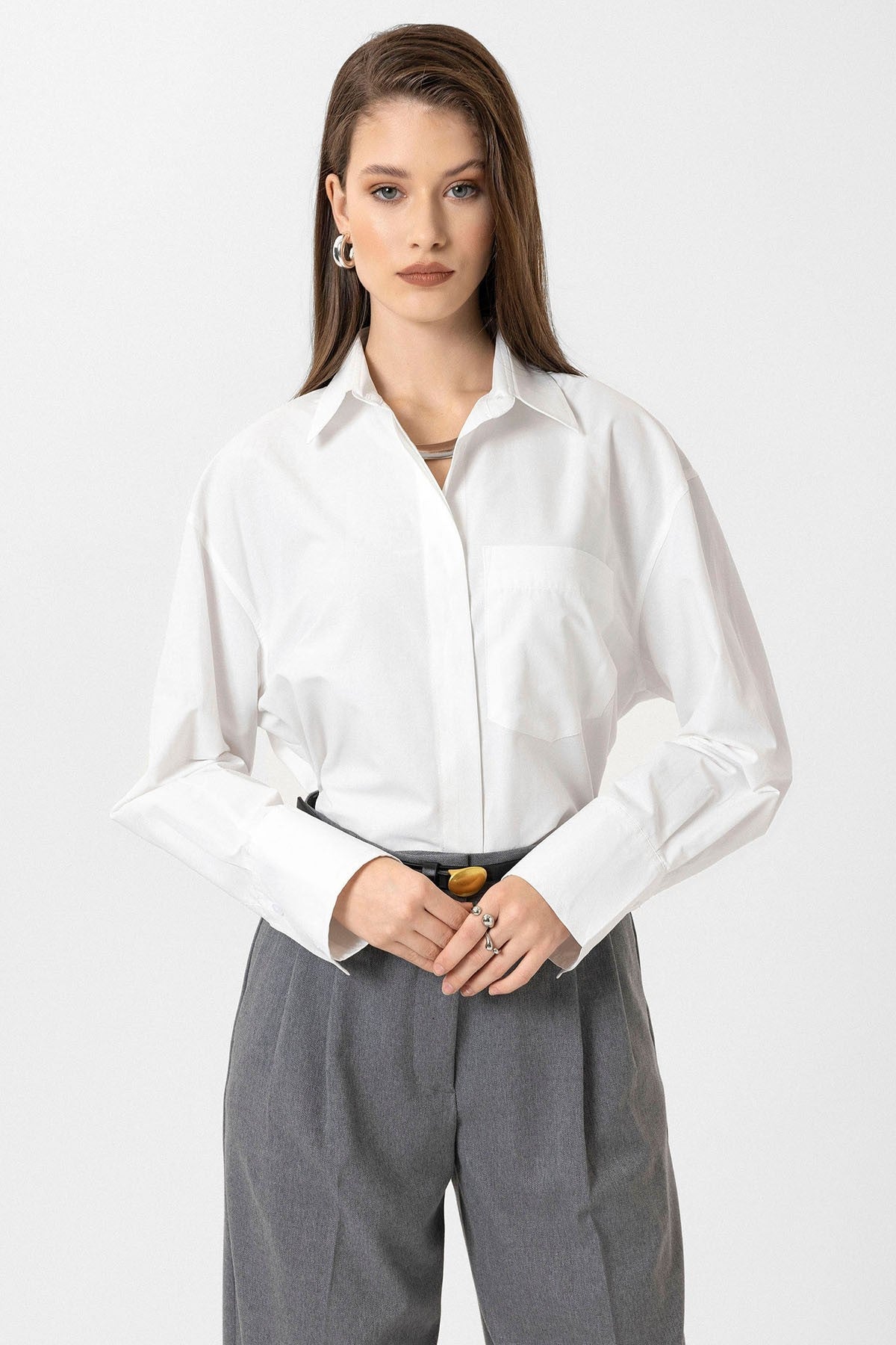 Antioch Women's Basic Poplin Shirt