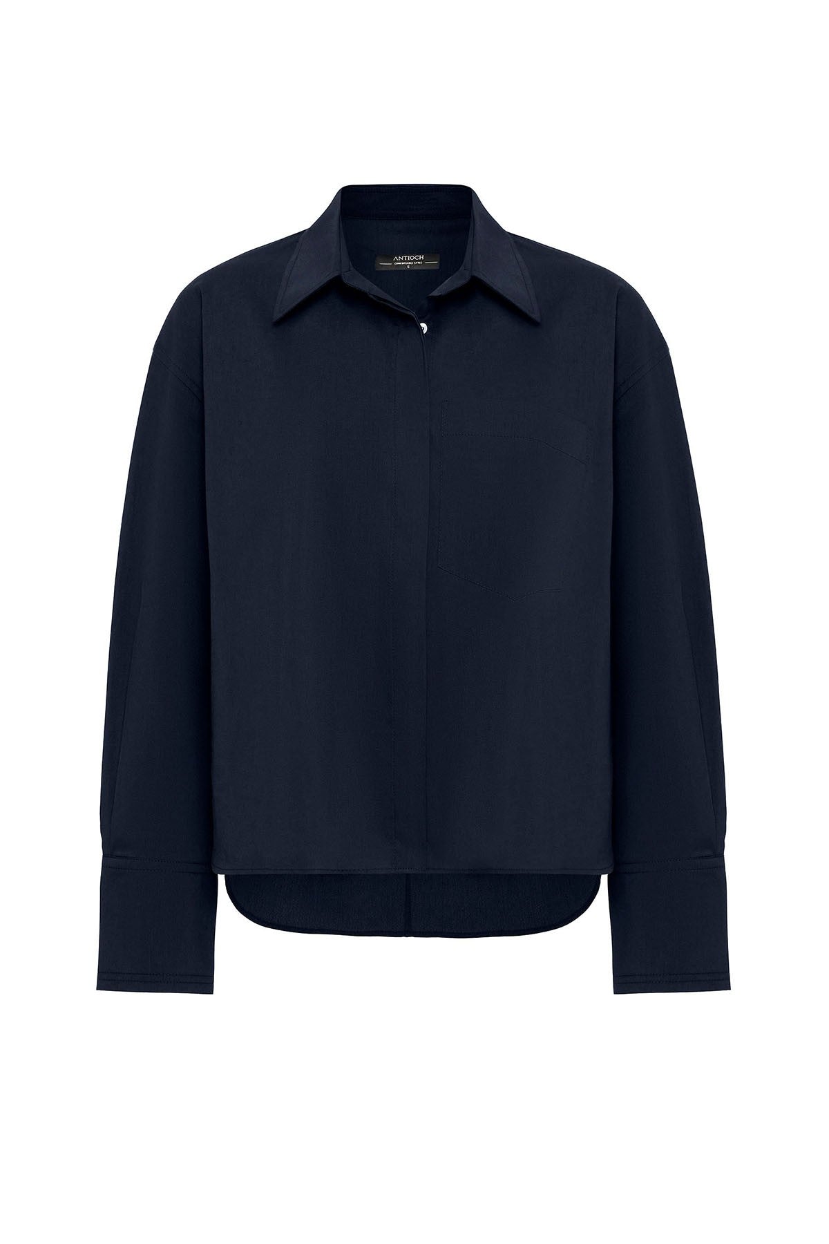 Antioch Women's Basic Poplin Shirt