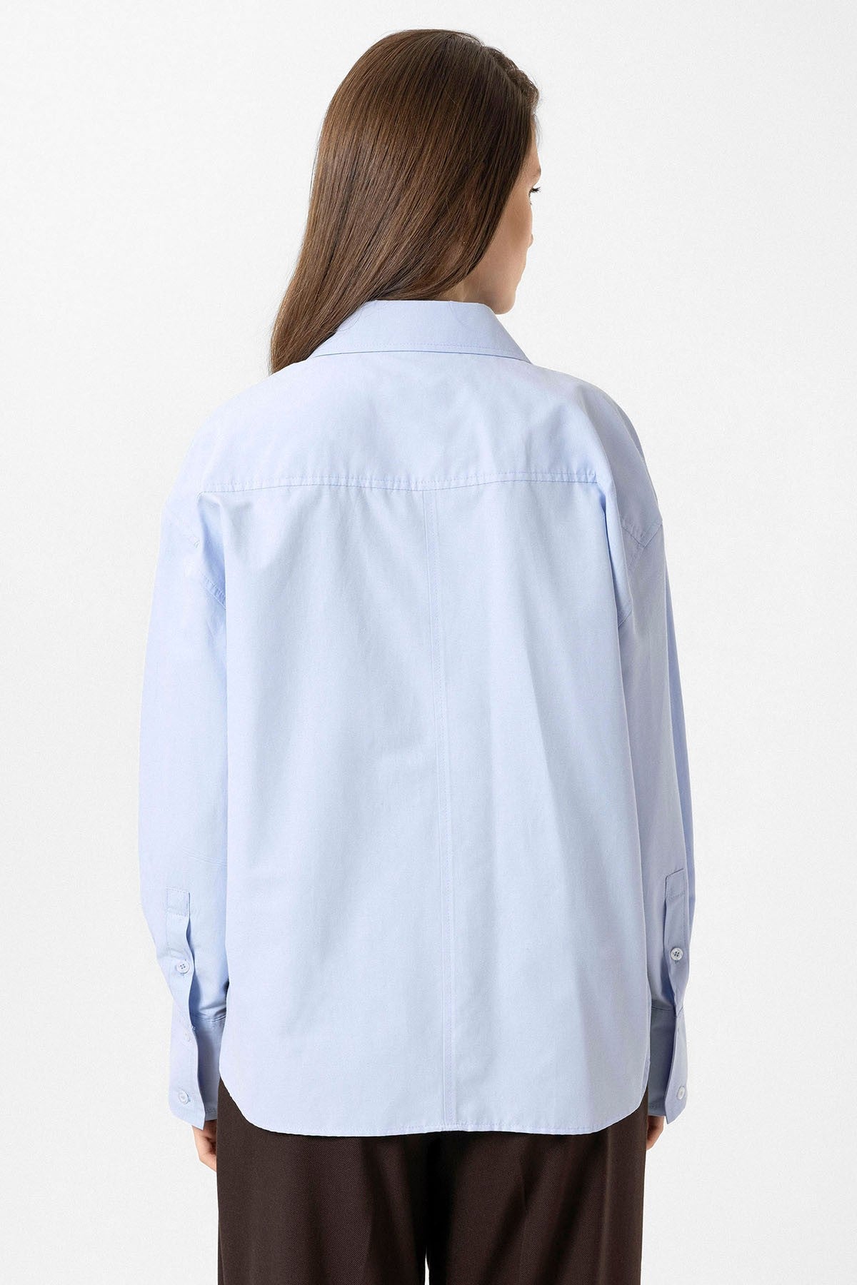 Antioch Women's Basic Poplin Shirt