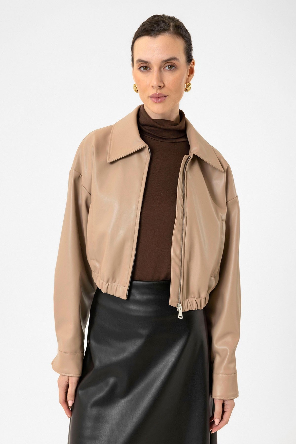 Antioch Crop Faux Leather Women's Jacket