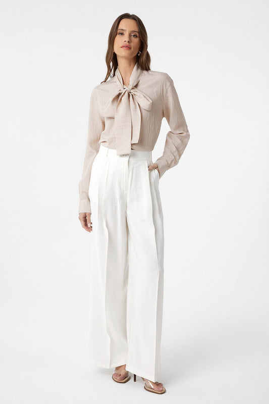 Antioch-Style Women's Shirt with a Scarf