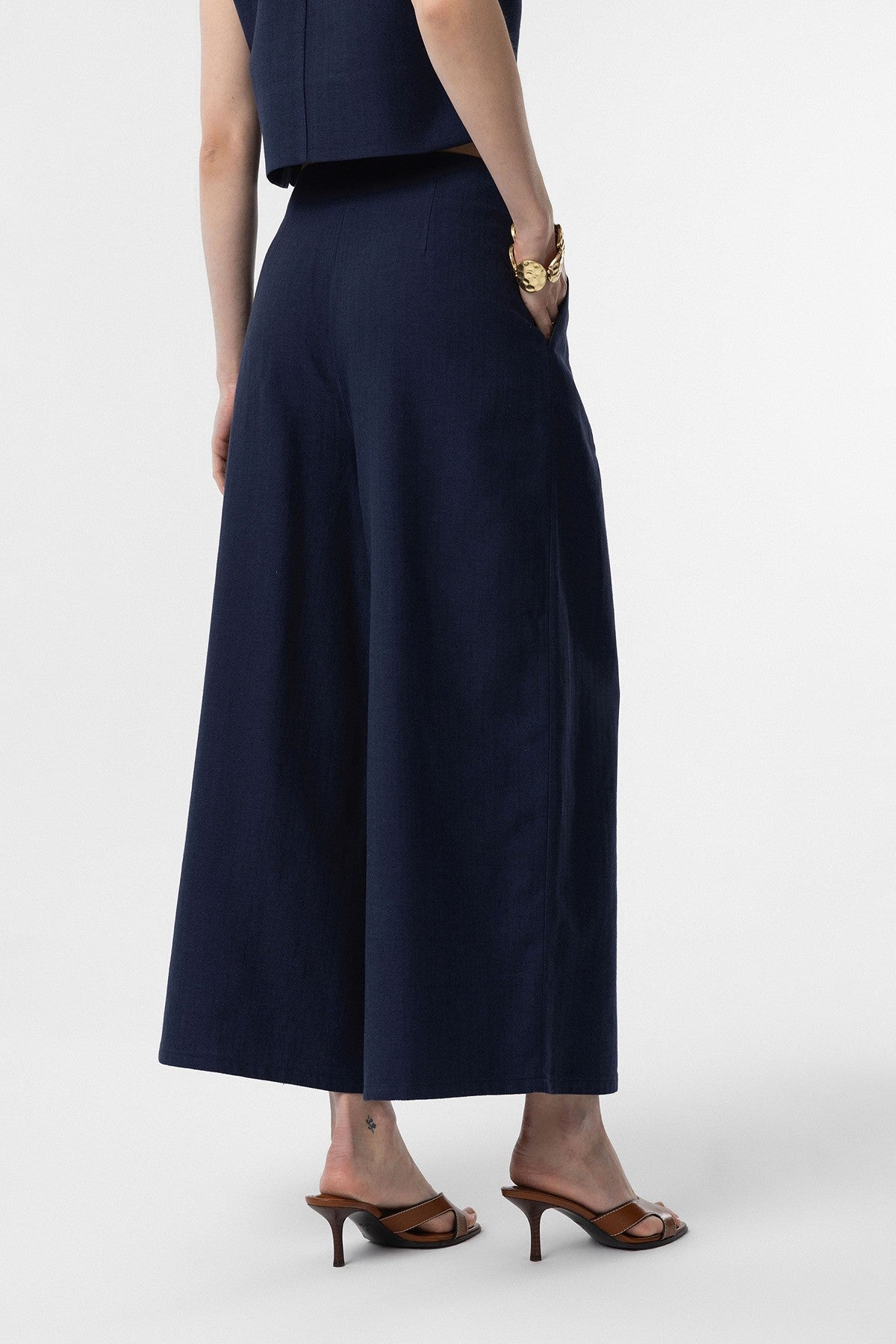 Antioch Women's Linen-Blend Culottes