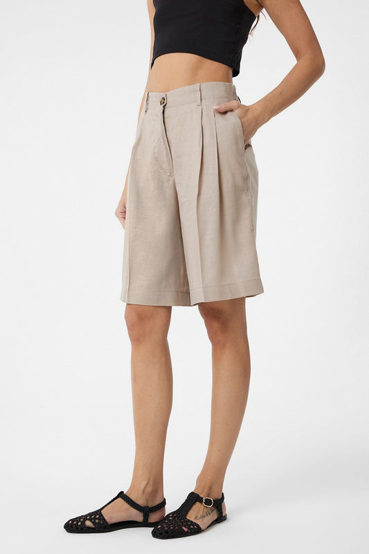 Antioch Women's Bermuda Shorts with Linen Blend