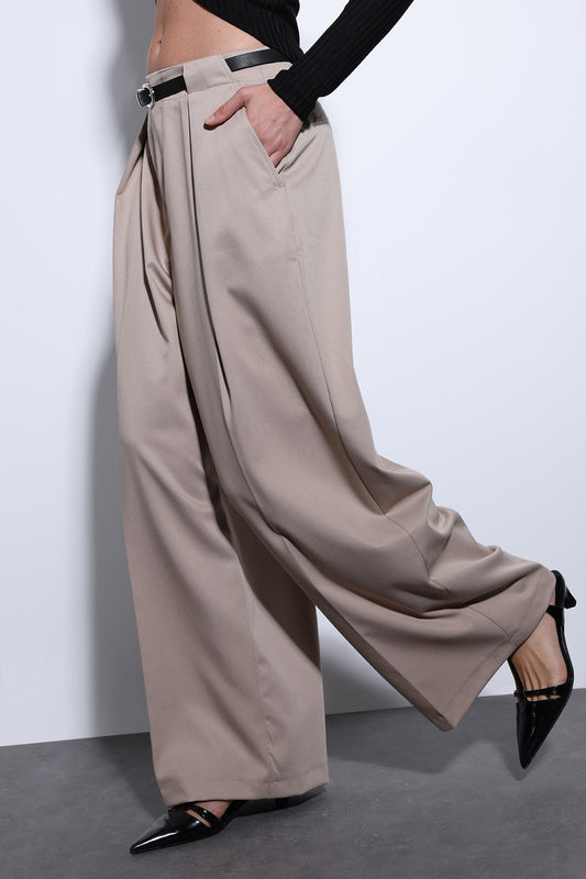 Antioch Pleated Wide-Leg Women's Pants