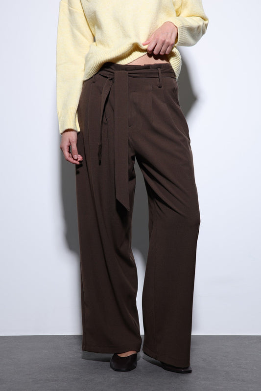 Antioch Arched-Waist Pleated Wide-Leg Women's Pants