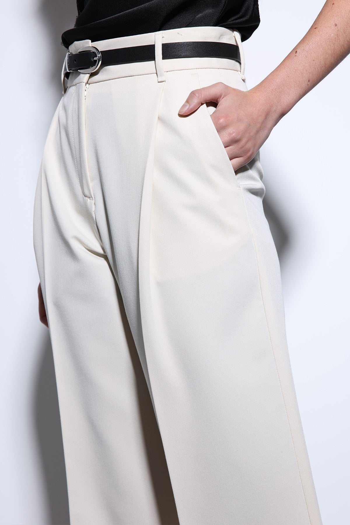 Antioch Wide-Leg Women's Pants