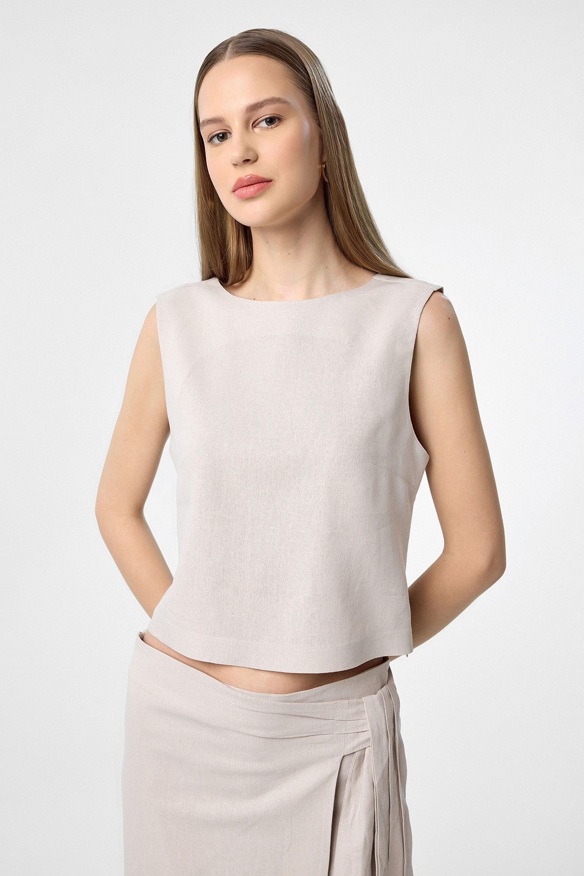 Antioch Women's Blouse with Linen Blend