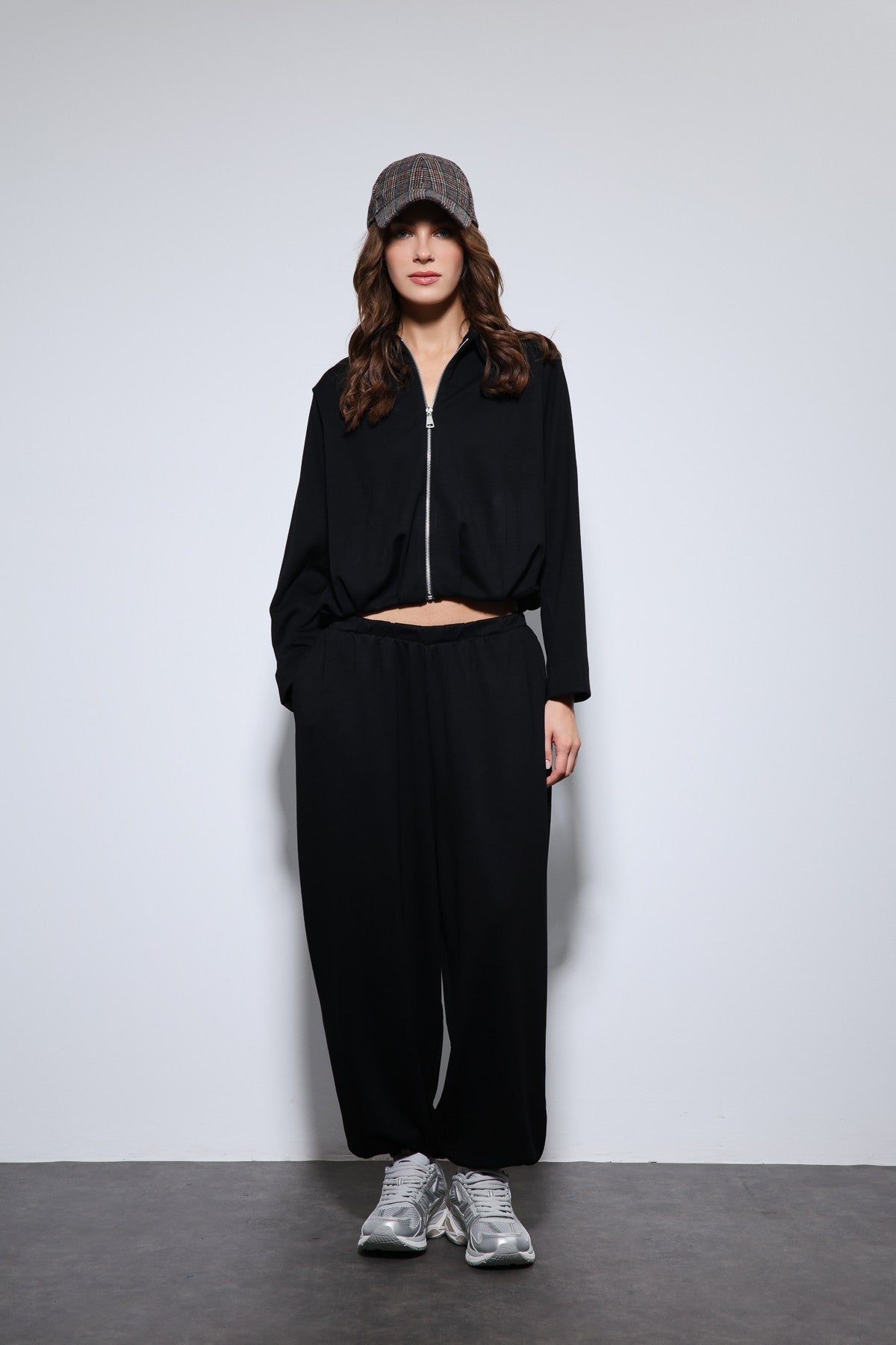 Antioch Oversized Jacket and Elastic-Cuffed Pants Sweatsuit Set