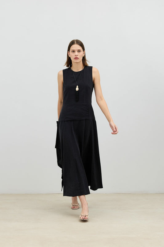 Women's Dress with a Belt Detail in an Antioch Lyocell Blend