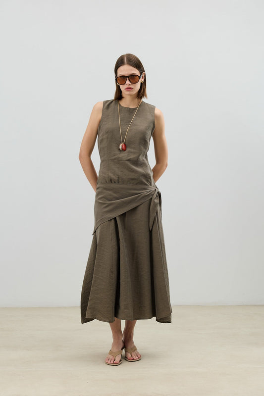 Women's Dress with a Belt Detail in an Antioch Lyocell Blend