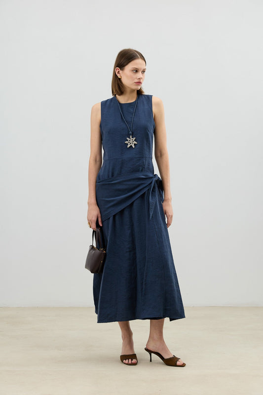 Women's Dress with a Belt Detail in an Antioch Lyocell Blend