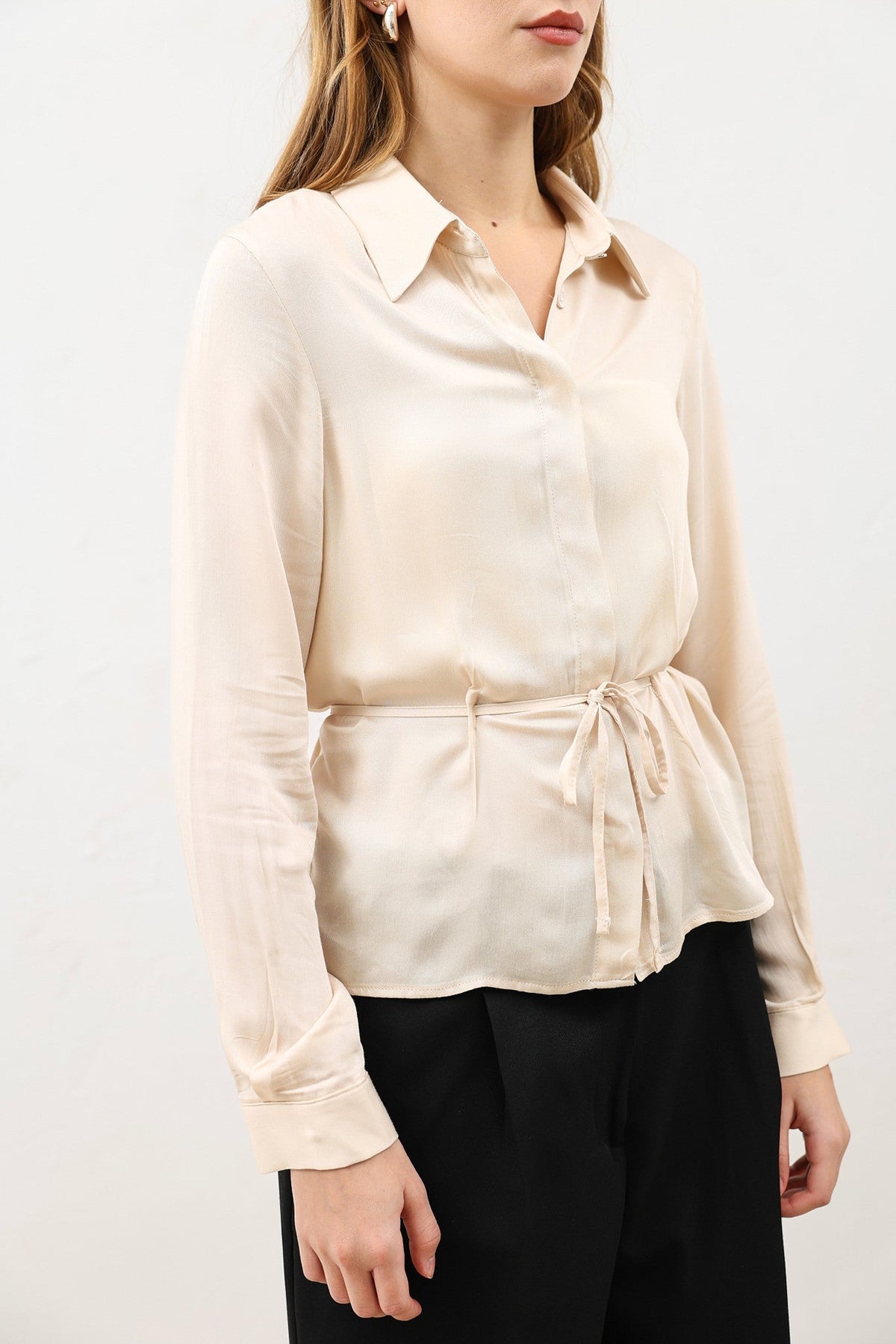 Antioch Women's Shirt with a Tie-Front Neckline