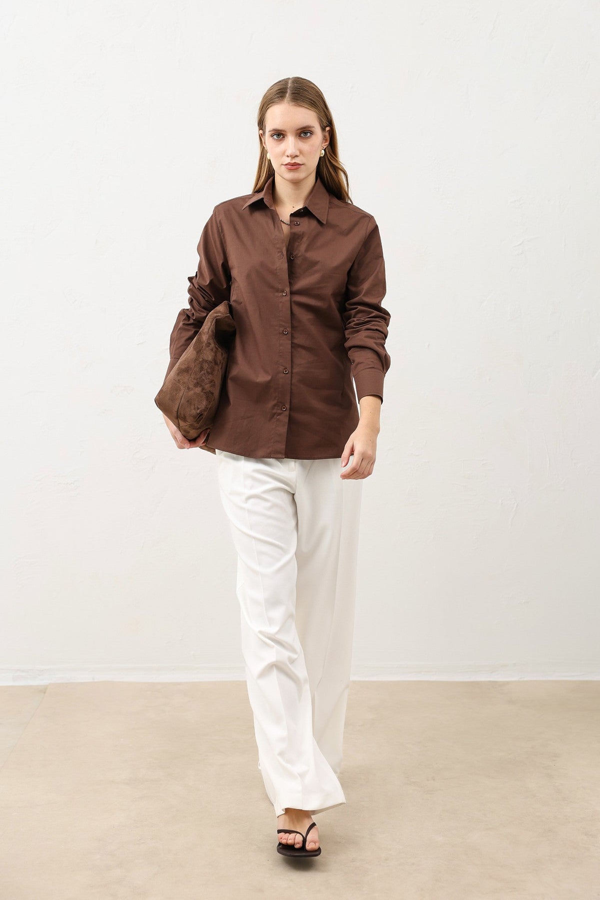 Basic Slim-Fit Women's Shirt