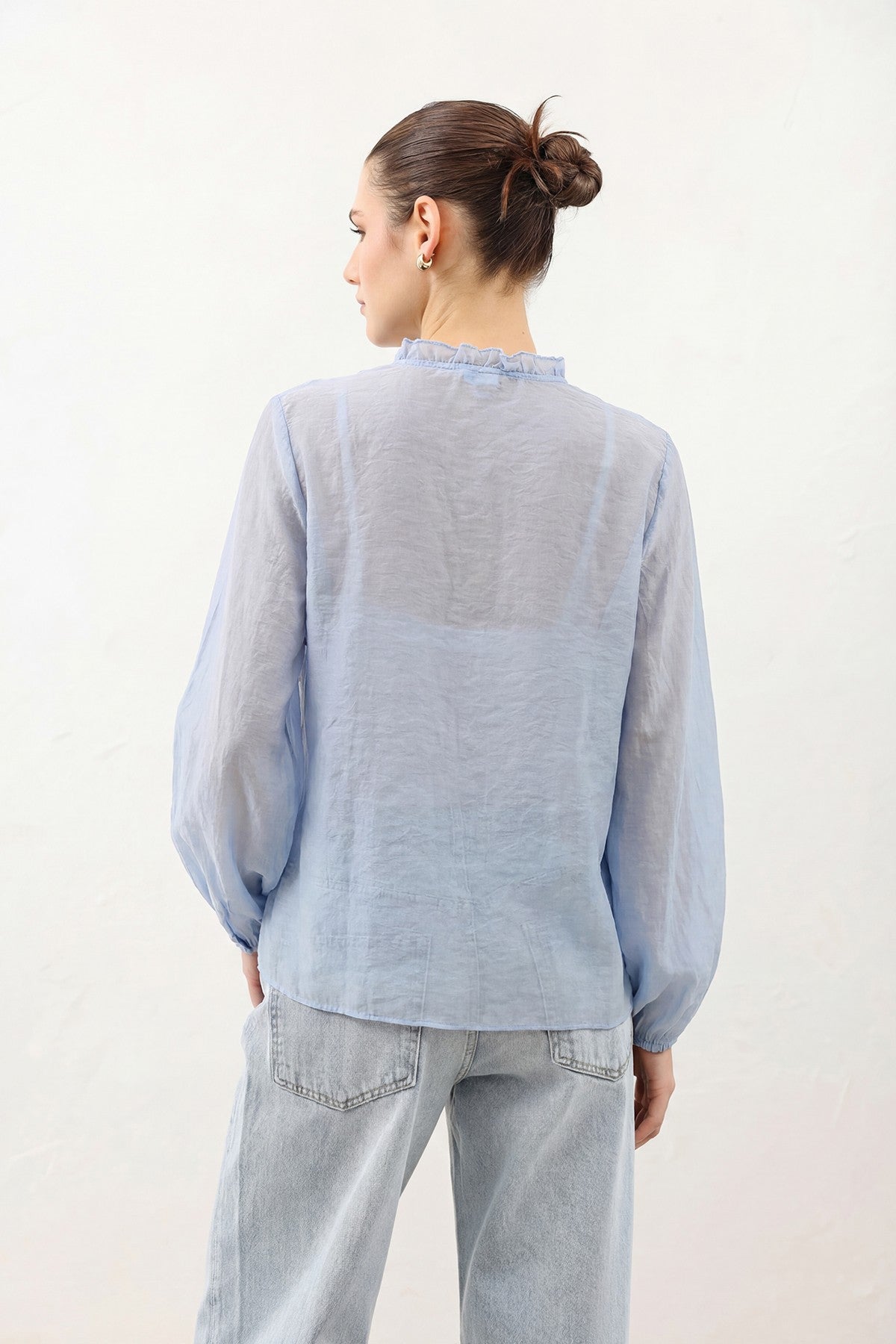 Women's Ruffled Shirt
