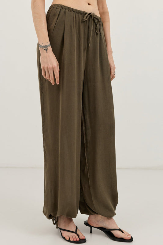 Antioch Lace-Up Balloon-Leg Women's Pants
