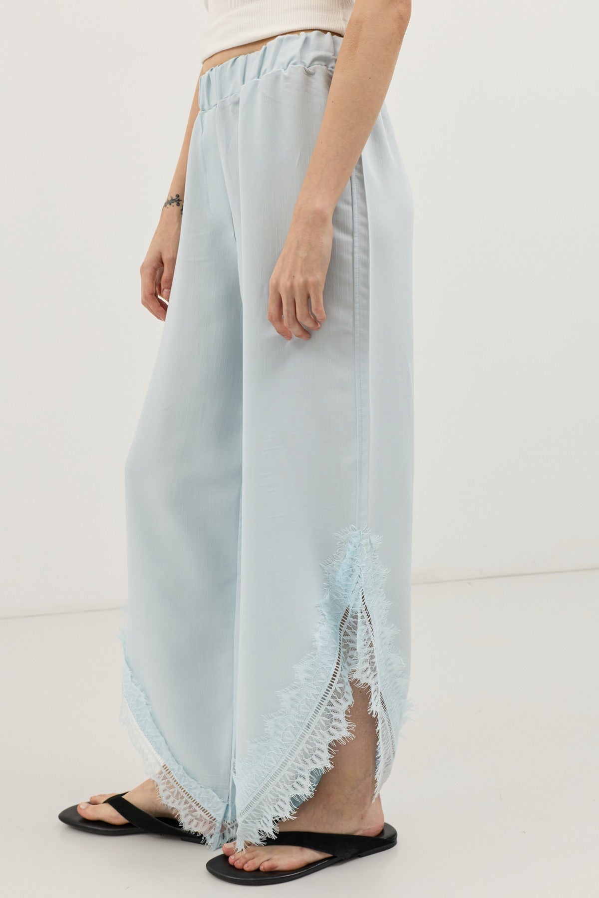 Women's Pants with Lace-Trimmed Cuffs