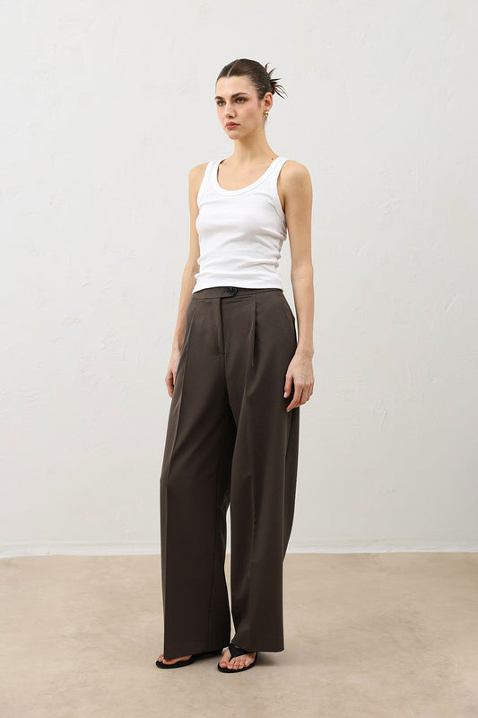 Antioch High-Waisted Pleated Women's Pants