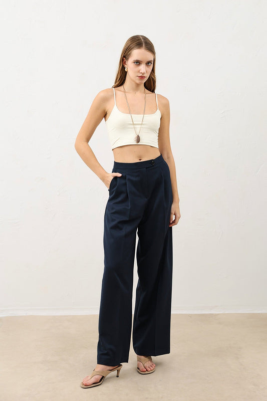 Antioch High-Waisted Pleated Women's Pants