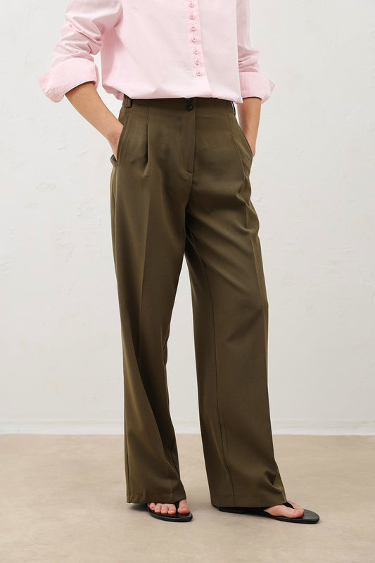 Antioch Pens Women's Wide-Leg Pants with Detailed Design