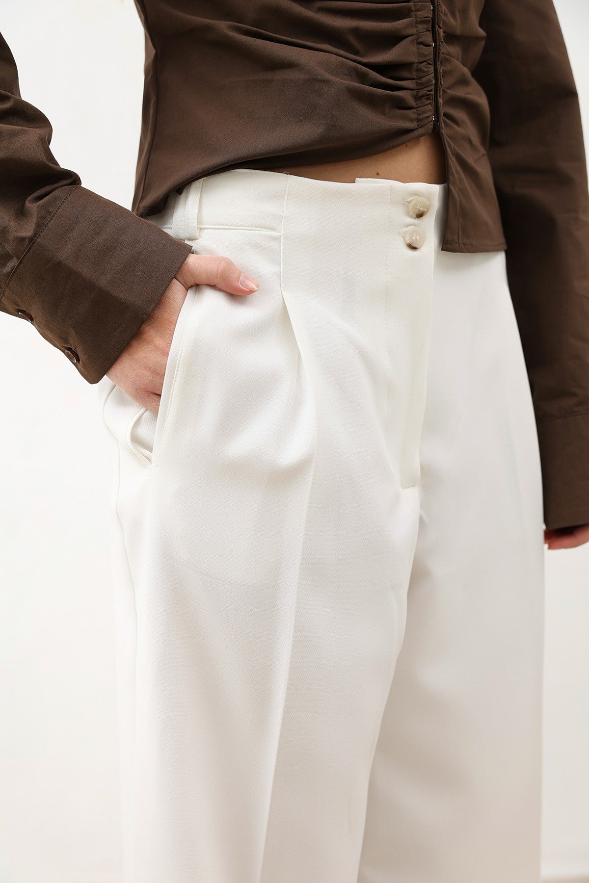 Antioch Pens Women's Wide-Leg Pants with Detailed Design
