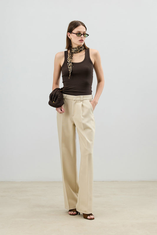 Antioch Relax Fit Pleated Women's Pants