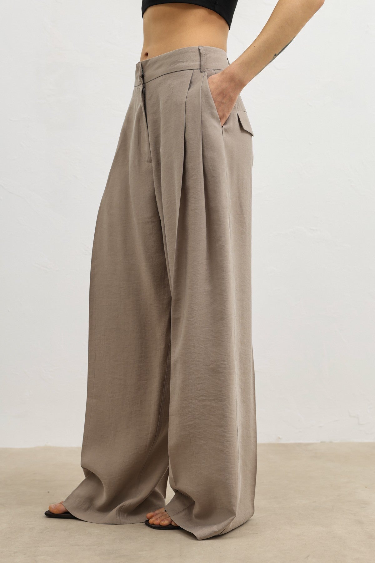 Women's Wide-Leg Pants with Antioch Lyocell Blend
