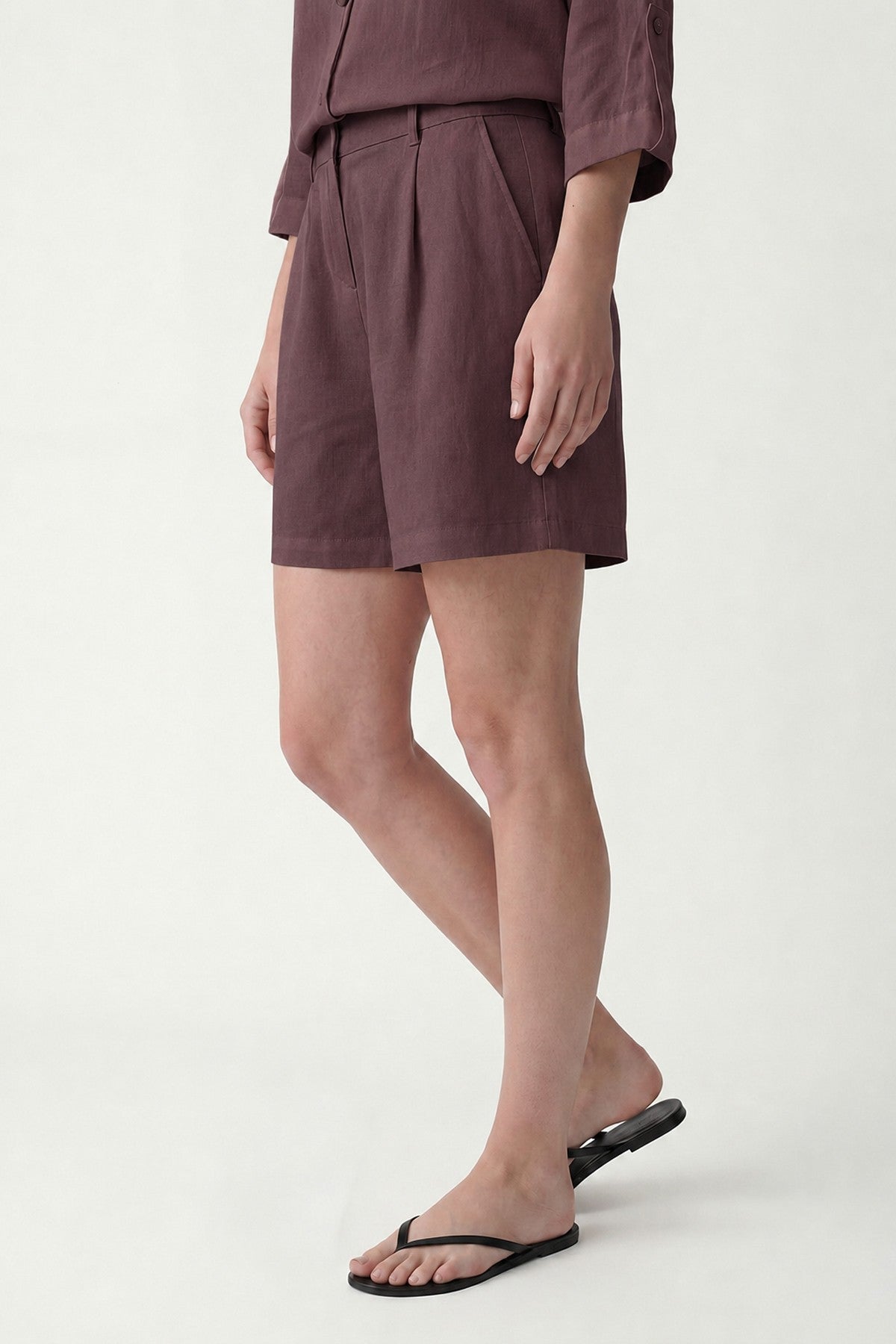 Women's Shorts with Lyocell Blend