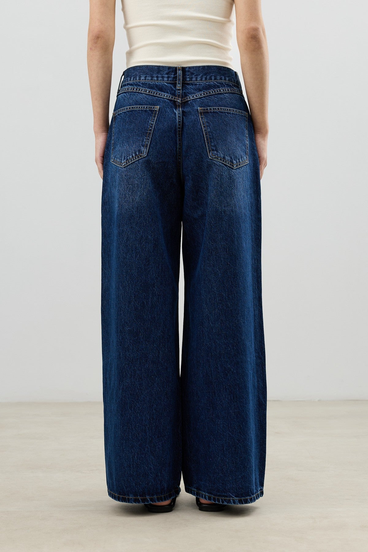 Antioch Women's Wide-Leg Jeans