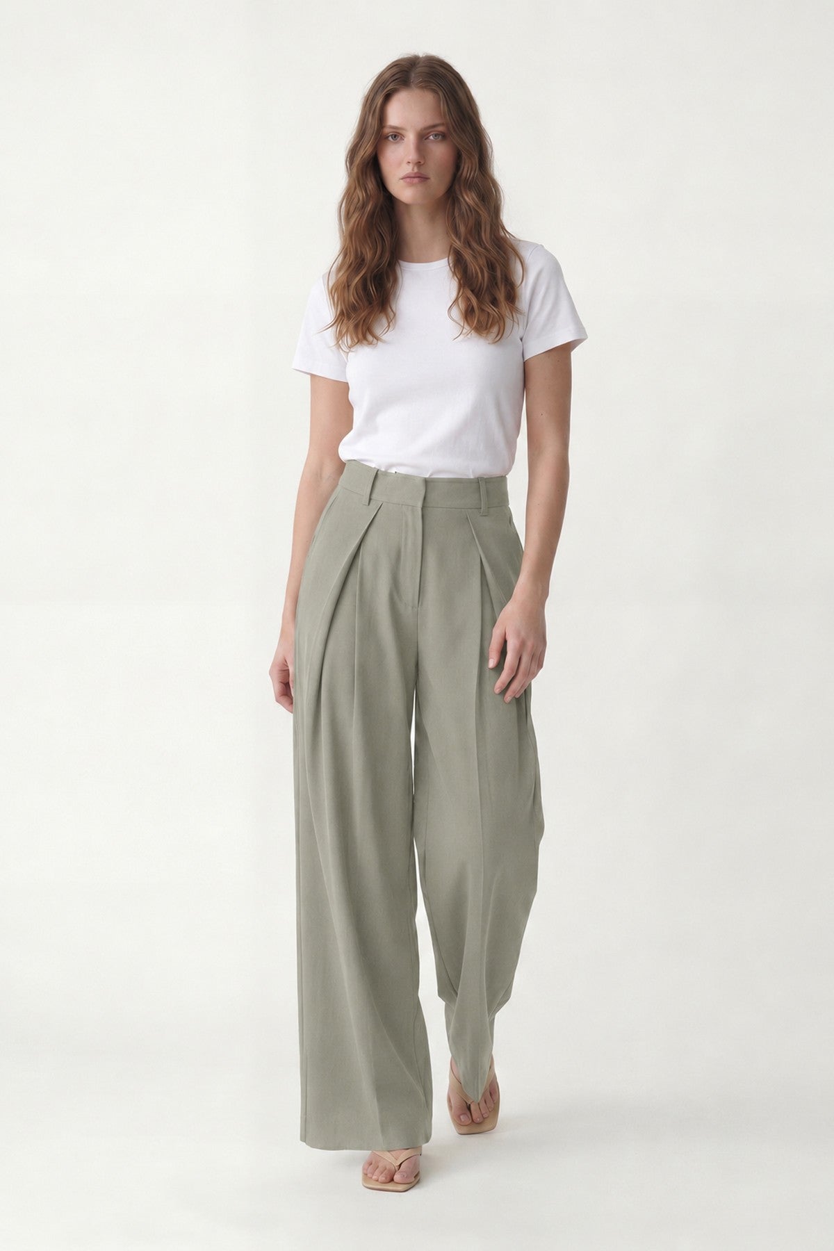 Women's Pleated Pants