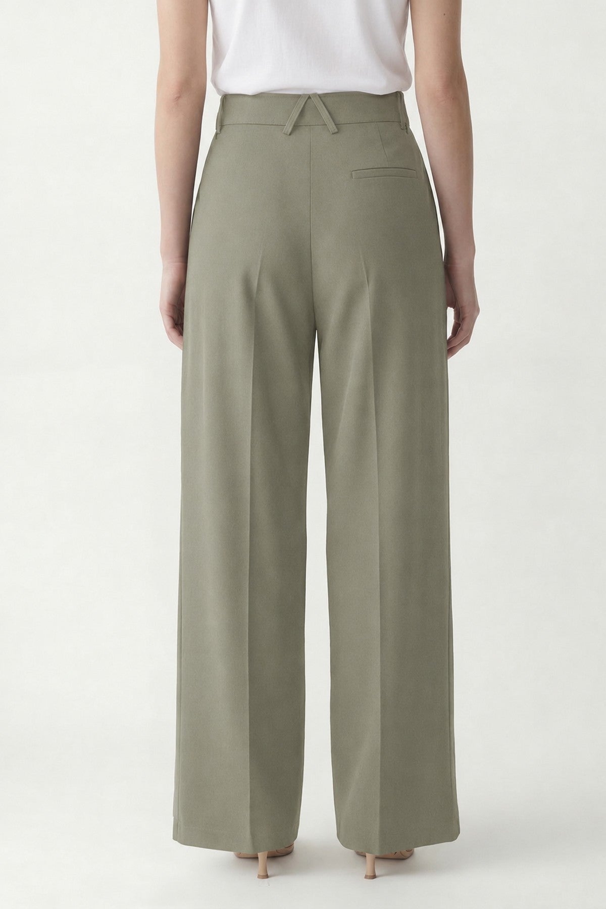 Women's Pleated Pants