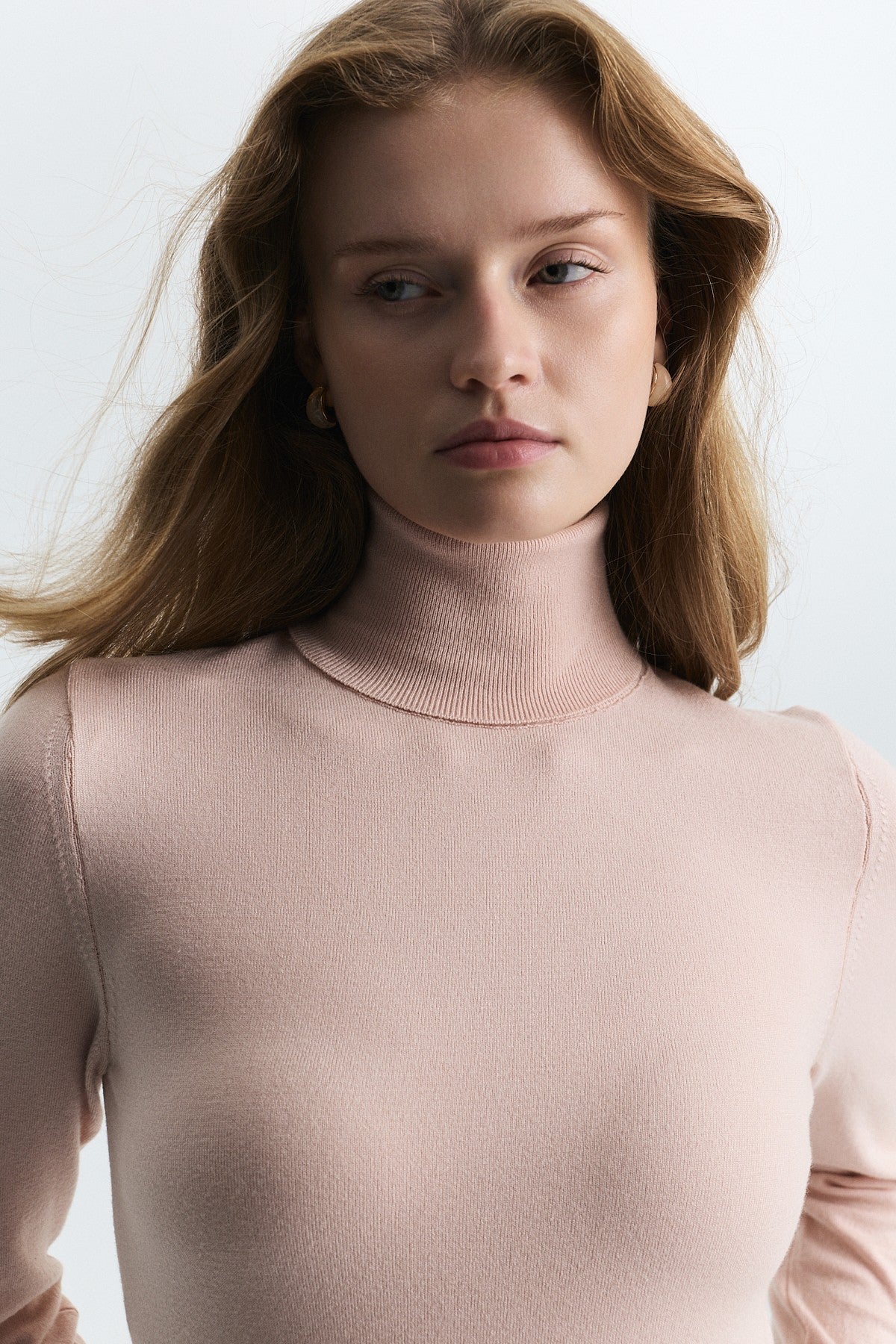 Basic Crew-Neck Sweater