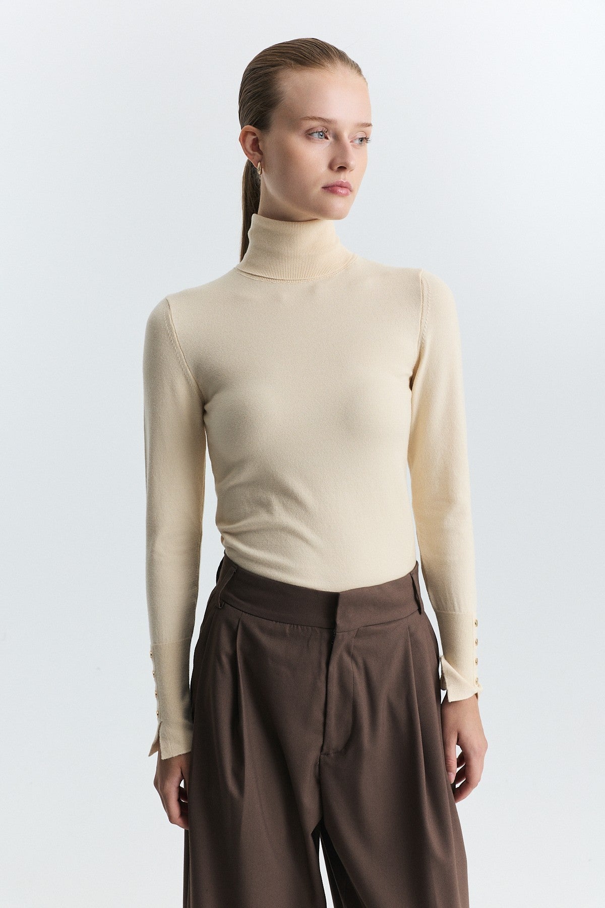 Basic Crew-Neck Sweater