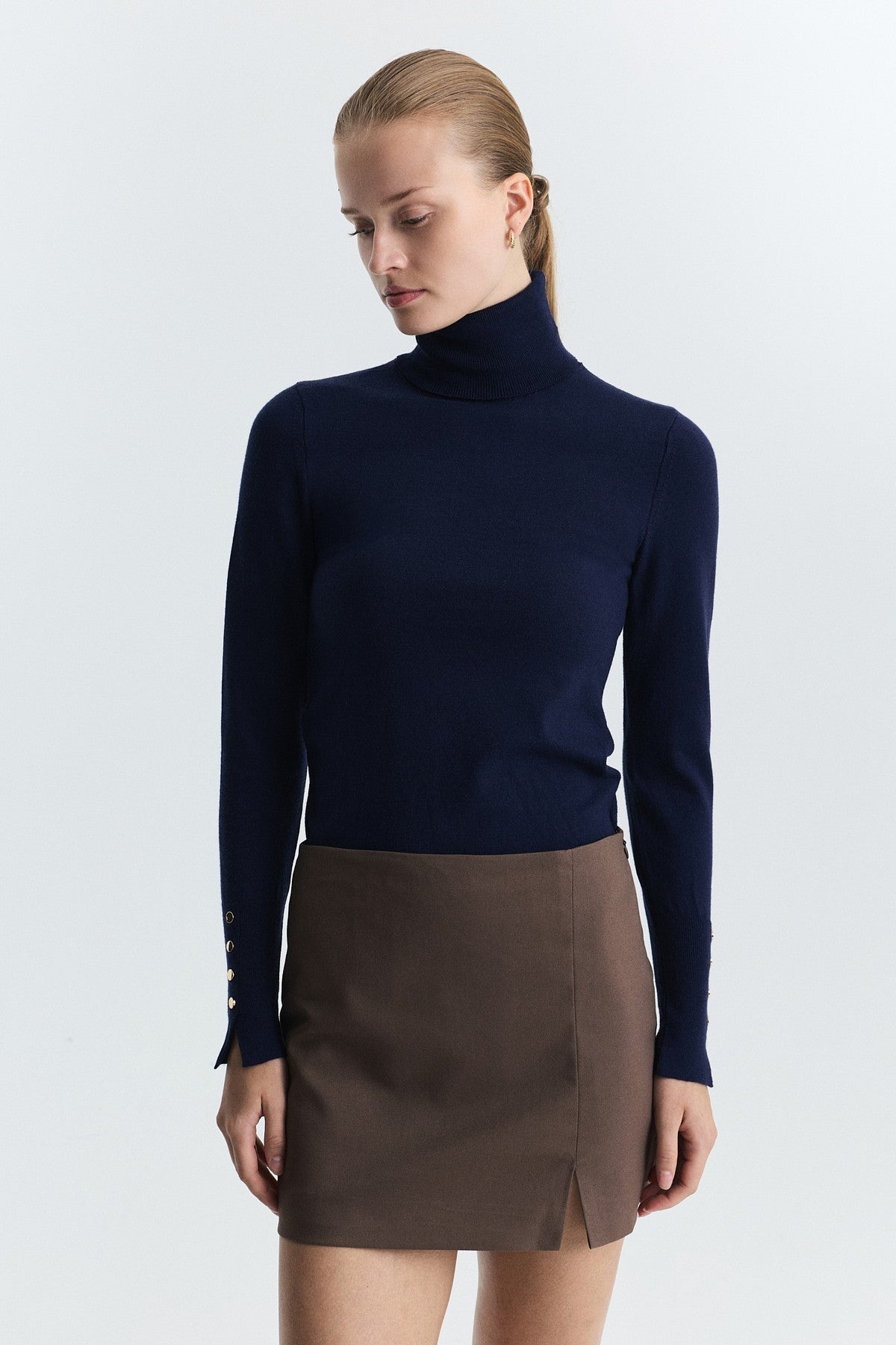 Basic Crew-Neck Sweater