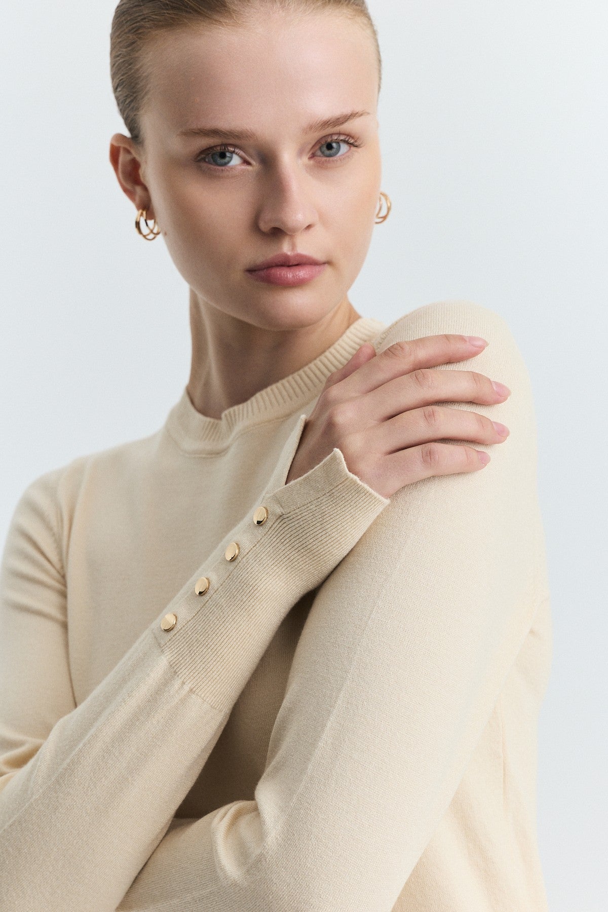 Basic Solid-Color Knit Sweater