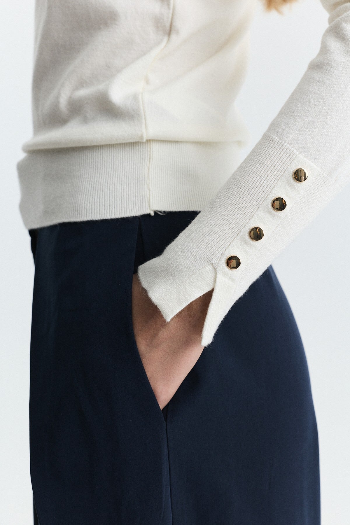 Basic Solid-Color Knit Sweater
