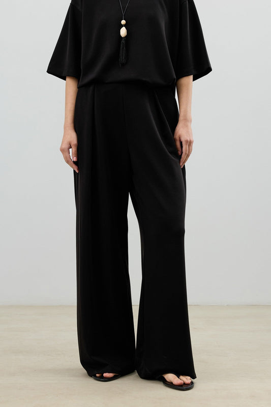Antioch Modal-Blend T-Shirt and Pants Set for Women