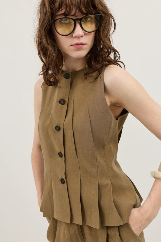 Pleated Vest and Shorts Set for Women