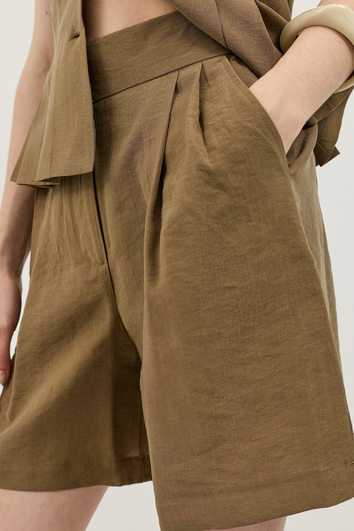 Pleated Vest and Shorts Set for Women