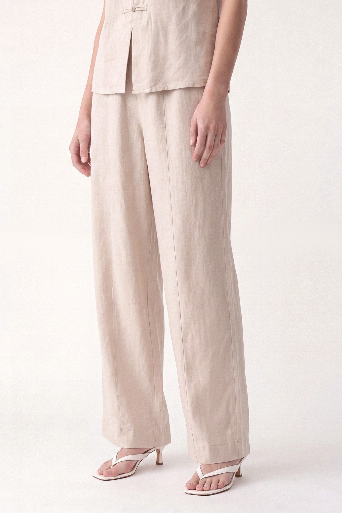 Linen-Blend Embellished Button Set